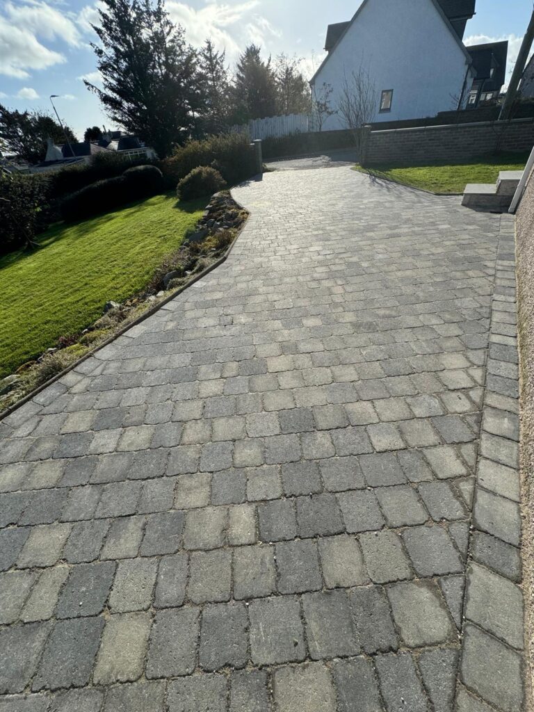 Paving Blocks -GreenArt Landscapers in Aberdeenshire