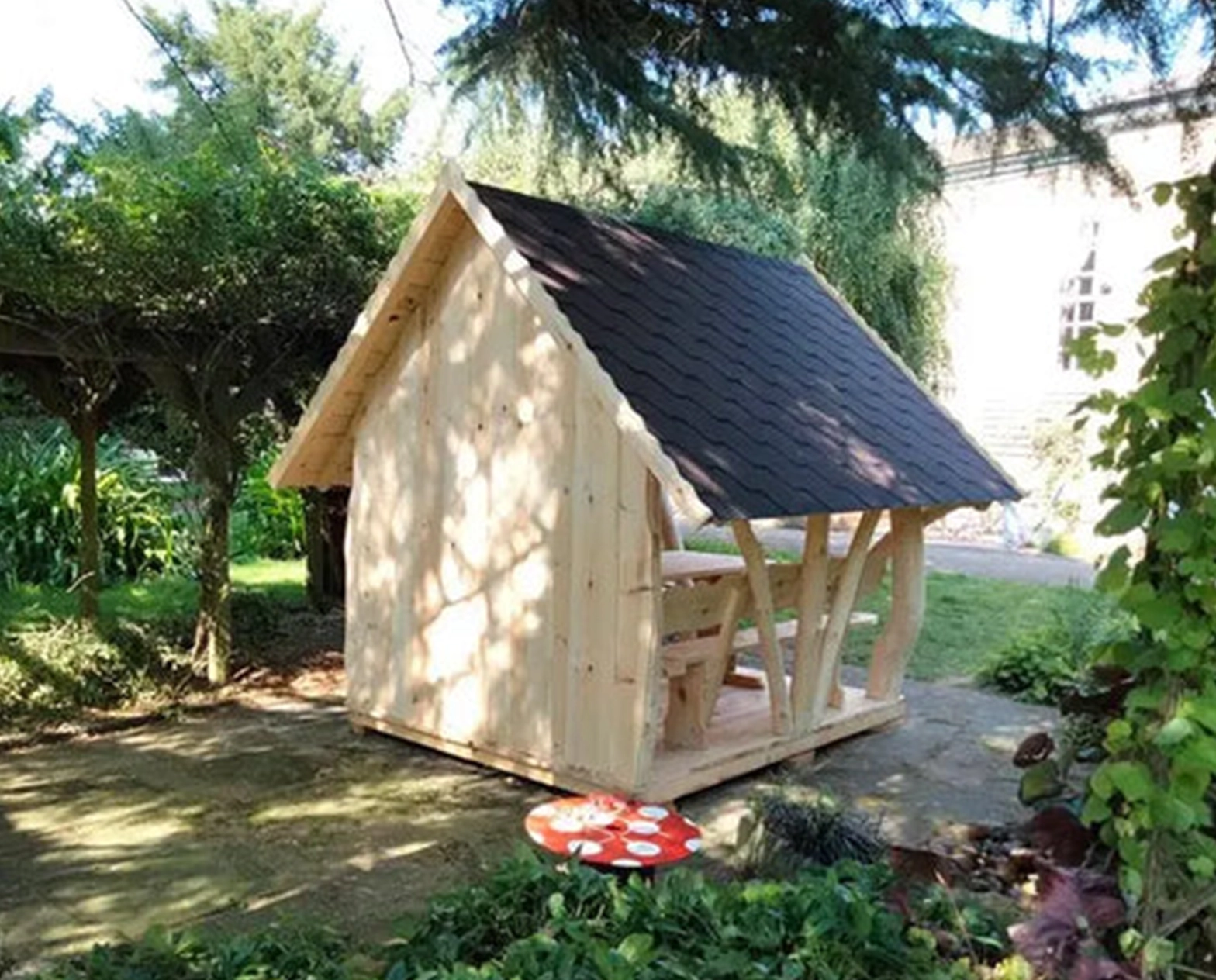 Curved wooden gazebo Nordic Grove by Greenart Landscapers in Aberdeen, Aberdeenshire