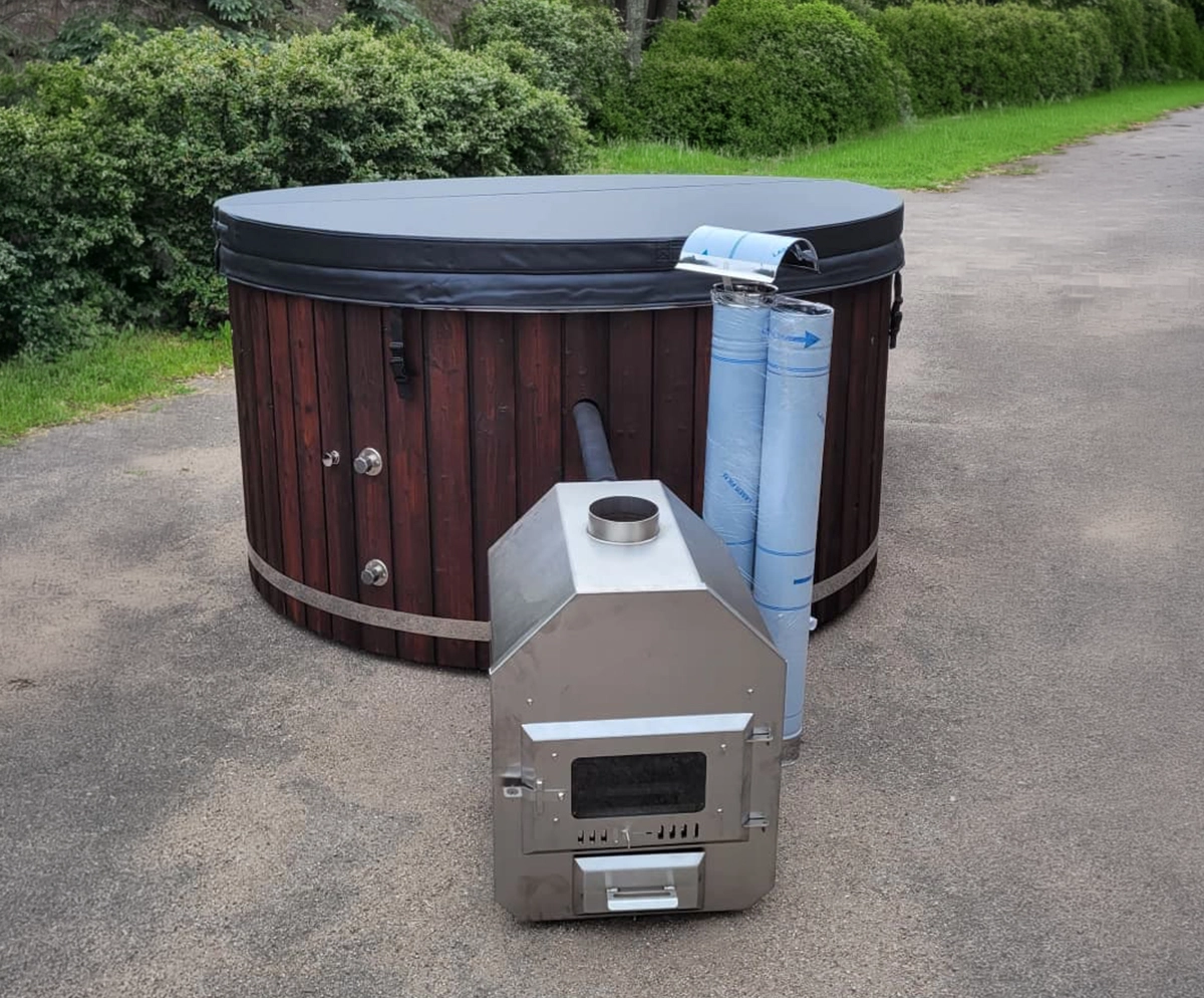 Garden spa hot tub by GreenArt Landscapers Aberdeenshire