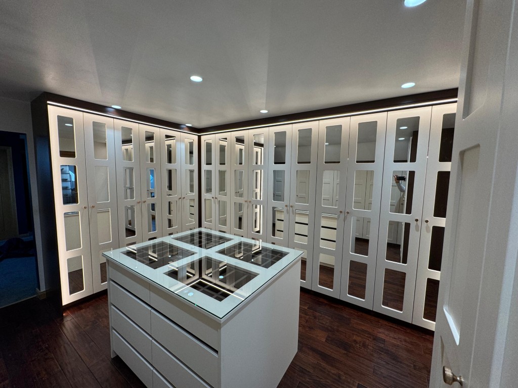 Walk-in Wardrobes in Glasgow -DC Sliding Wardrobes